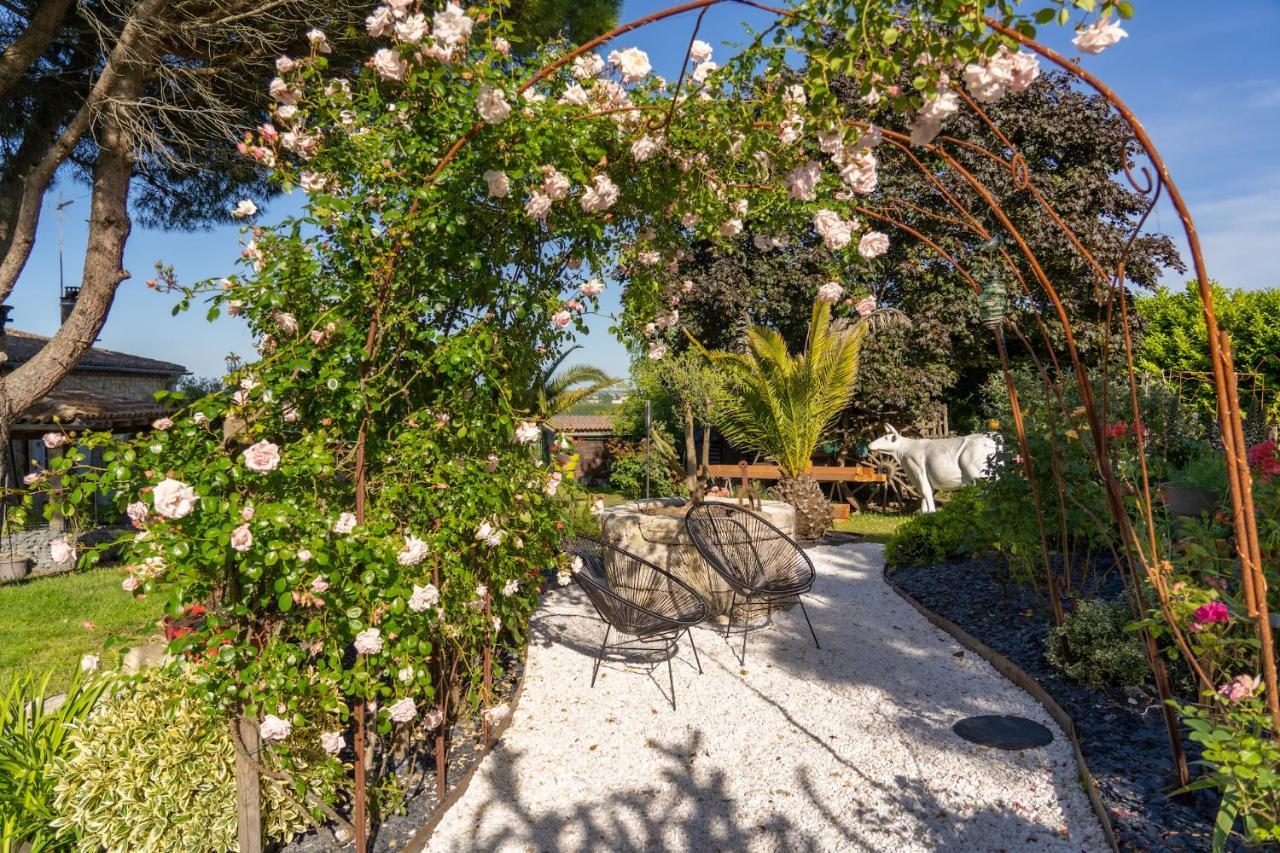 Le Bassin Du Tertre Bed and Breakfast Fronsac  Eksteriør billede